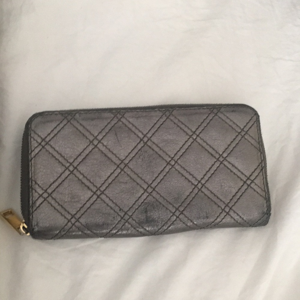 Marc Jacobs Wallet - Picture 2 of 3